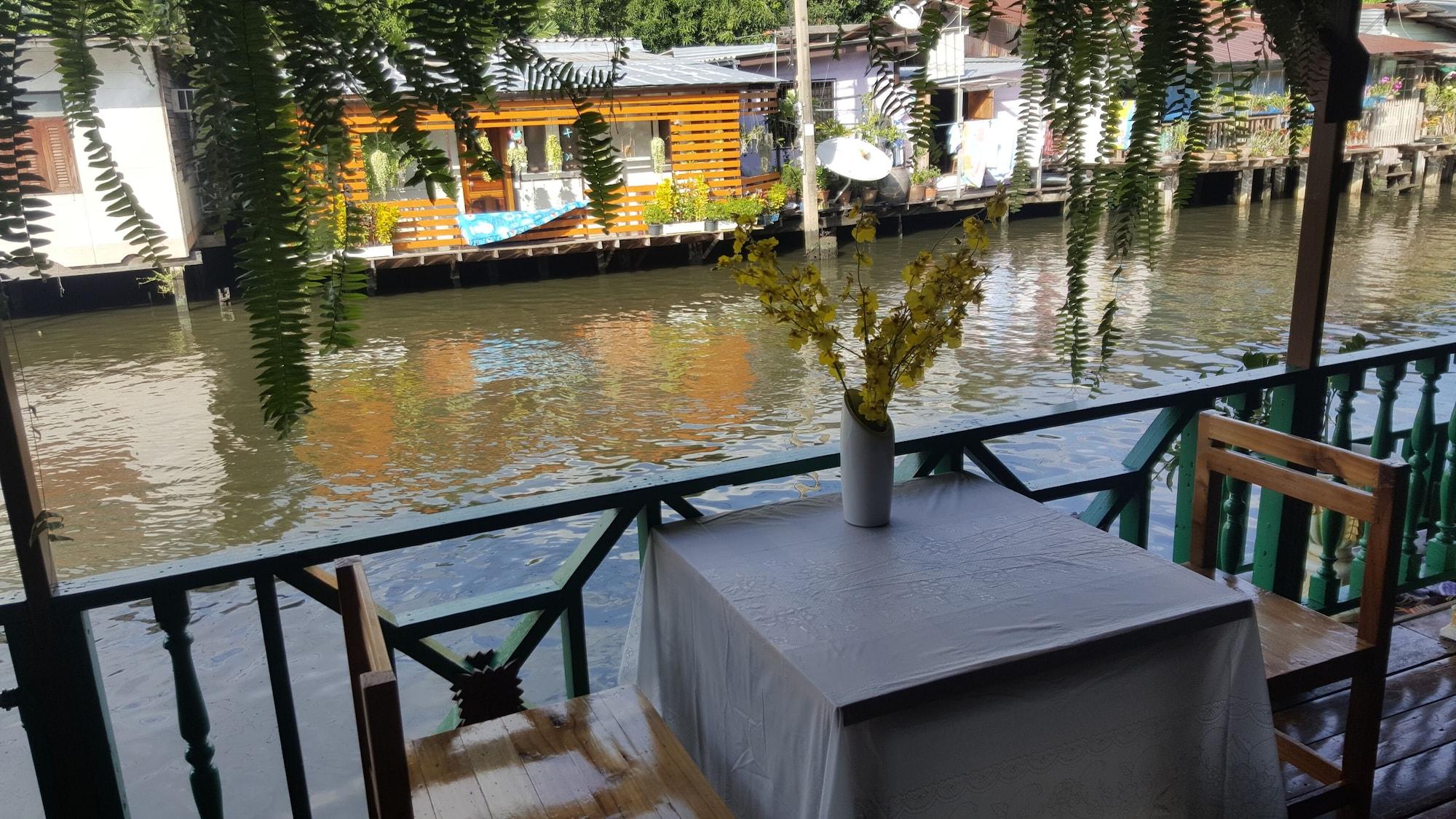 Hotel Bangluang House Bangkok Esterno foto
